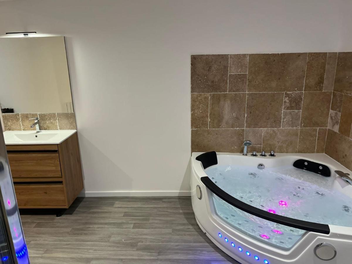 Ng Suitehome - Queven - Balneo - Netflix - Wifi Dış mekan fotoğraf